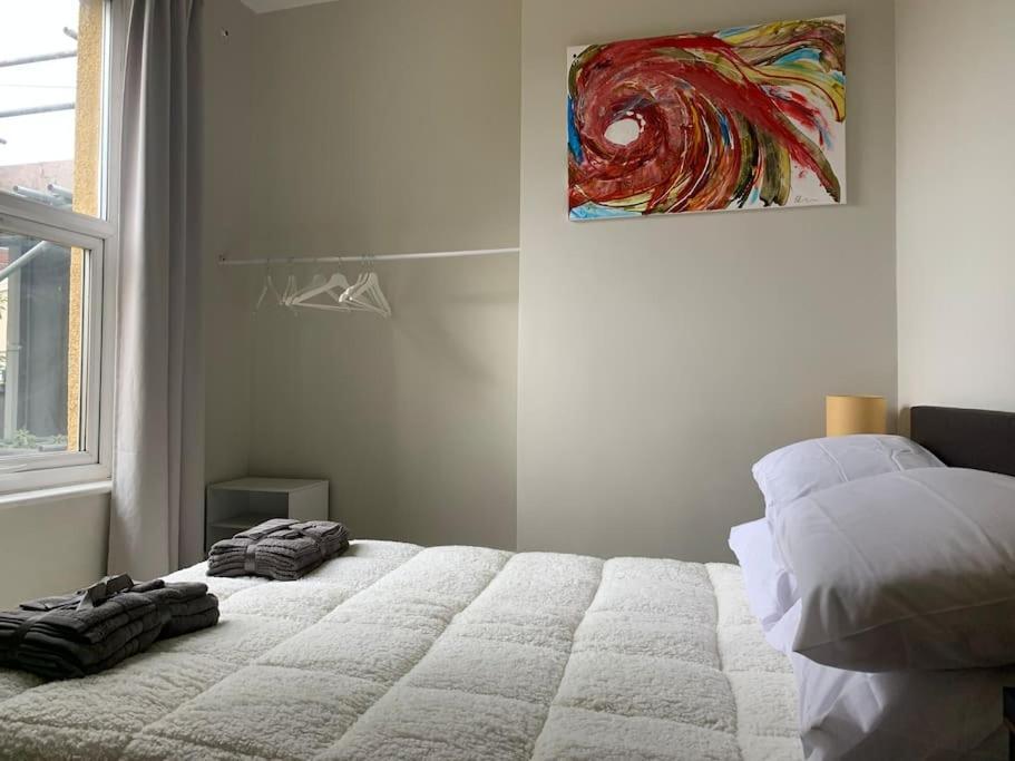 Central 2 Bed Flat. Free Parking Bristol Esterno foto